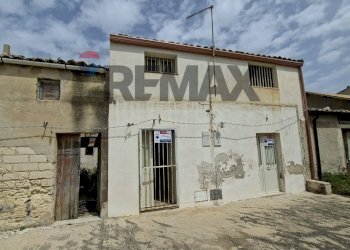 Casa all\'aperto - Casa indipendente Via dello Zaffiro
 
sn, Ispica - foto 3