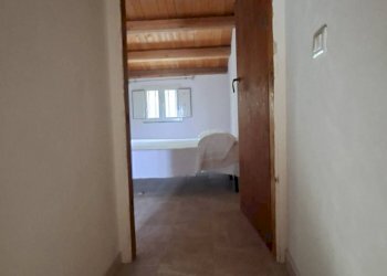 Hall / corridoio - Casa indipendente Via dello Zaffiro
 
sn, Ispica - foto 15