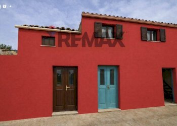 Casa all\'aperto - Casa indipendente Via dello Zaffiro
 
sn, Ispica - foto 1