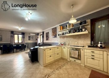 Foto 14 - Villa a Schiera via delle camelie
 
12, Guidonia Montecelio - foto 14