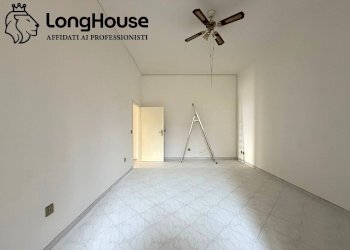 Foto 23 - Three-room apartment Via marcantonio d'aquino
 
12, Guidonia Montecelio - photo 23