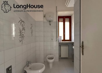 Foto 36 - Three-room apartment Via marcantonio d'aquino
 
12, Guidonia Montecelio - photo 36