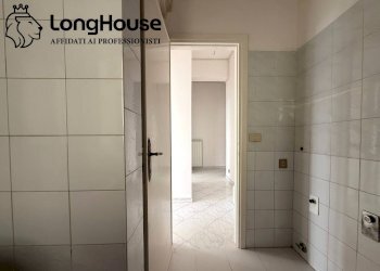 Foto 37 - Three-room apartment Via marcantonio d'aquino
 
12, Guidonia Montecelio - photo 37