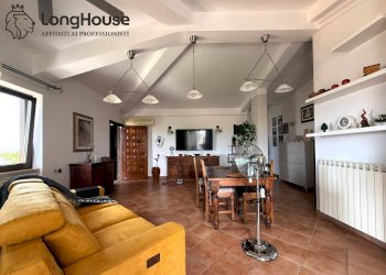 Foto 4 - Villa via ippocrate
 
6, Guidonia Montecelio - photo 4