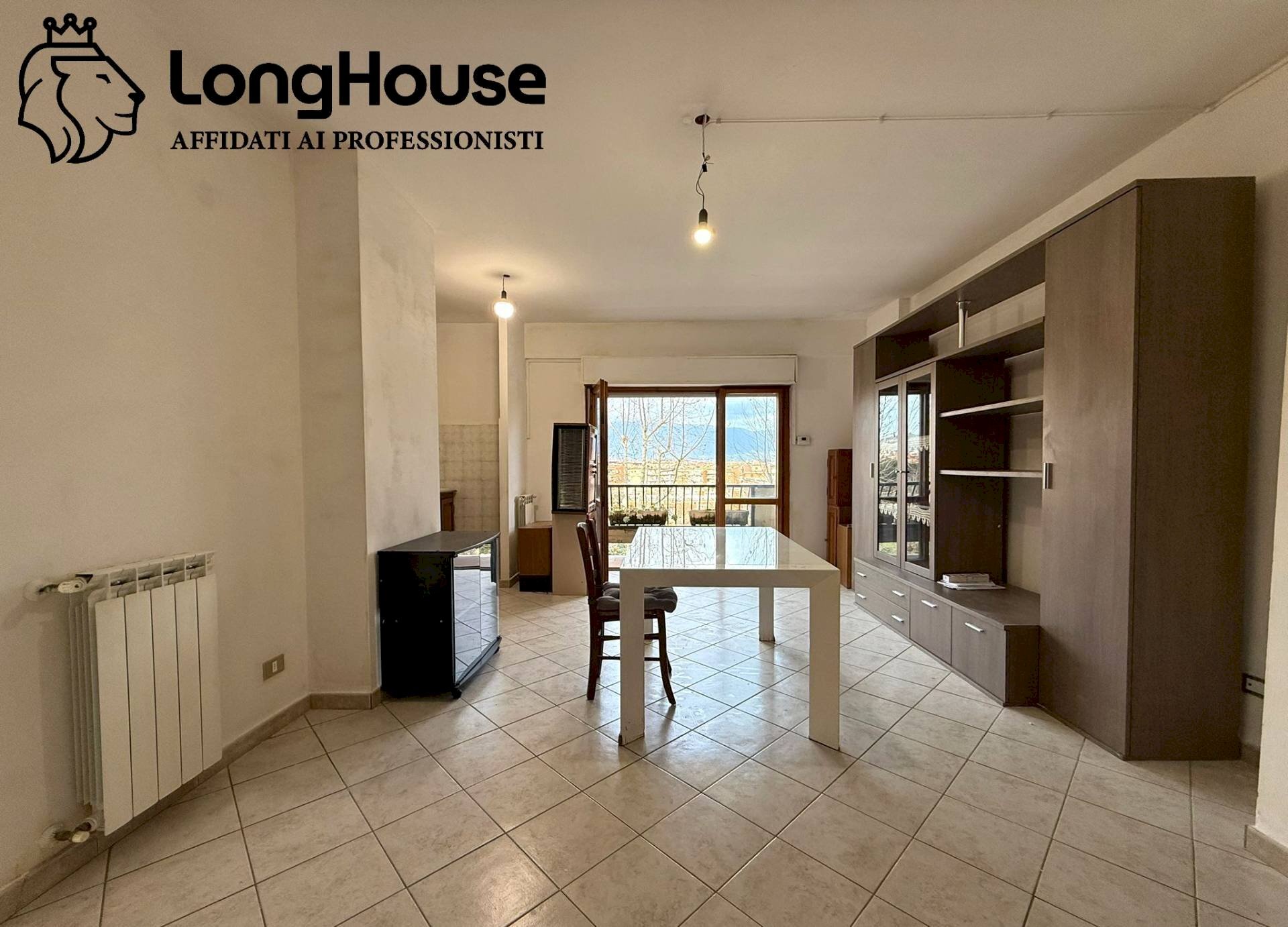 Foto 1 - Three-room apartment via delle ginestre
 
6, Guidonia Montecelio - photo 1