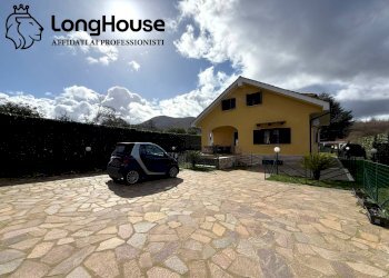 Foto 1 - Villa via mediana
 
42, Rocca Priora - foto 1