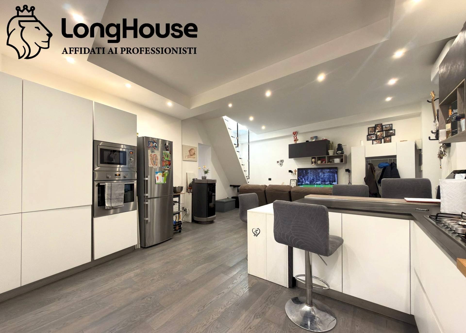 Foto 1 - Trilocale via del castelletto
 
71, Marino - foto 1