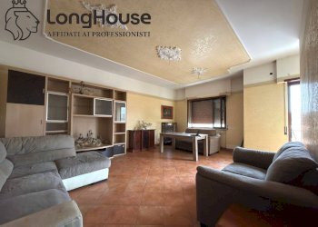 Foto 1 - Four-room apartment via sant'elpido a mare
 
42, Roma - photo 1