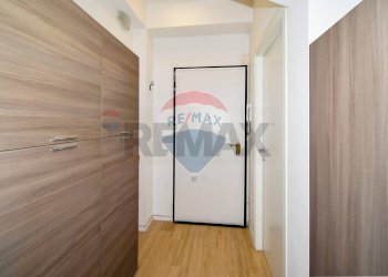 Hall / corridoio - Bilocale VIA BEATO ANGELICO
 
31, Milano - foto 2