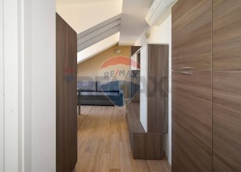 Hall / corridoio - Bilocale VIA BEATO ANGELICO
 
31, Milano - foto 3
