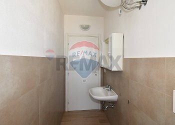 Bagno - Bilocale VIA BEATO ANGELICO
 
31, Milano - foto 15