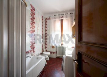 Bagno - Appartamento viale pompilio
 
25, Mantova - foto 8