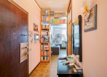 Hall / corridoio - Appartamento viale pompilio
 
25, Mantova - foto 11