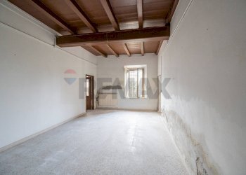 Stanza vuota - Semi-detached house Strada Mantova
 
64, Marmirolo - photo 14