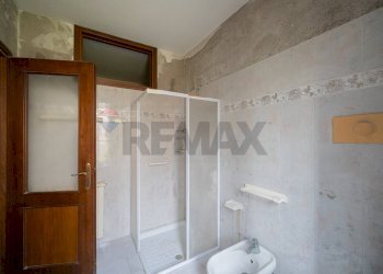Bagno - Semi-detached house Strada Mantova
 
64, Marmirolo - photo 20