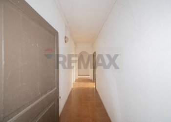 Hall / corridoio - Semi-detached house Strada Mantova
 
64, Marmirolo - photo 27
