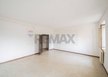 Stanza vuota - Semi-detached house Strada Mantova
 
64, Marmirolo - photo 30