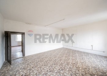 Stanza vuota - Semi-detached house Strada Mantova
 
64, Marmirolo - photo 33