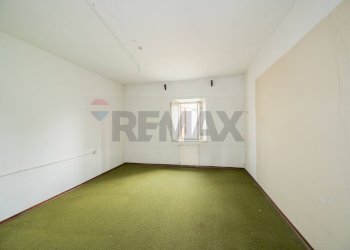 Stanza vuota - Semi-detached house Strada Mantova
 
64, Marmirolo - photo 37