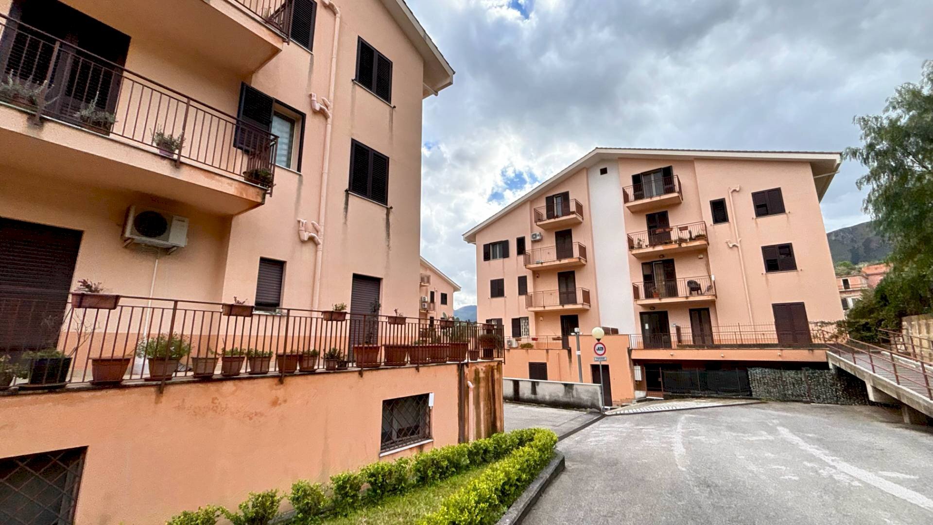 Edificio all\'aperto - Appartamento Via Walter Tobagi
10/A, Monreale - foto 2