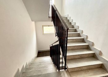 Scale - Appartamento Via Walter Tobagi
 
10/A, Monreale - foto 4