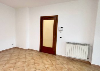 Stanza vuota - Appartamento Via Walter Tobagi
 
10/A, Monreale - foto 14