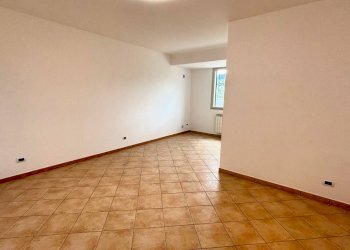 Stanza vuota - Appartamento Via Walter Tobagi
 
10/A, Monreale - foto 17