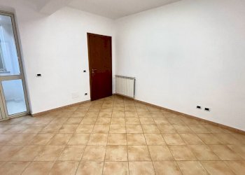 Stanza vuota - Appartamento Via Walter Tobagi
 
10/A, Monreale - foto 36