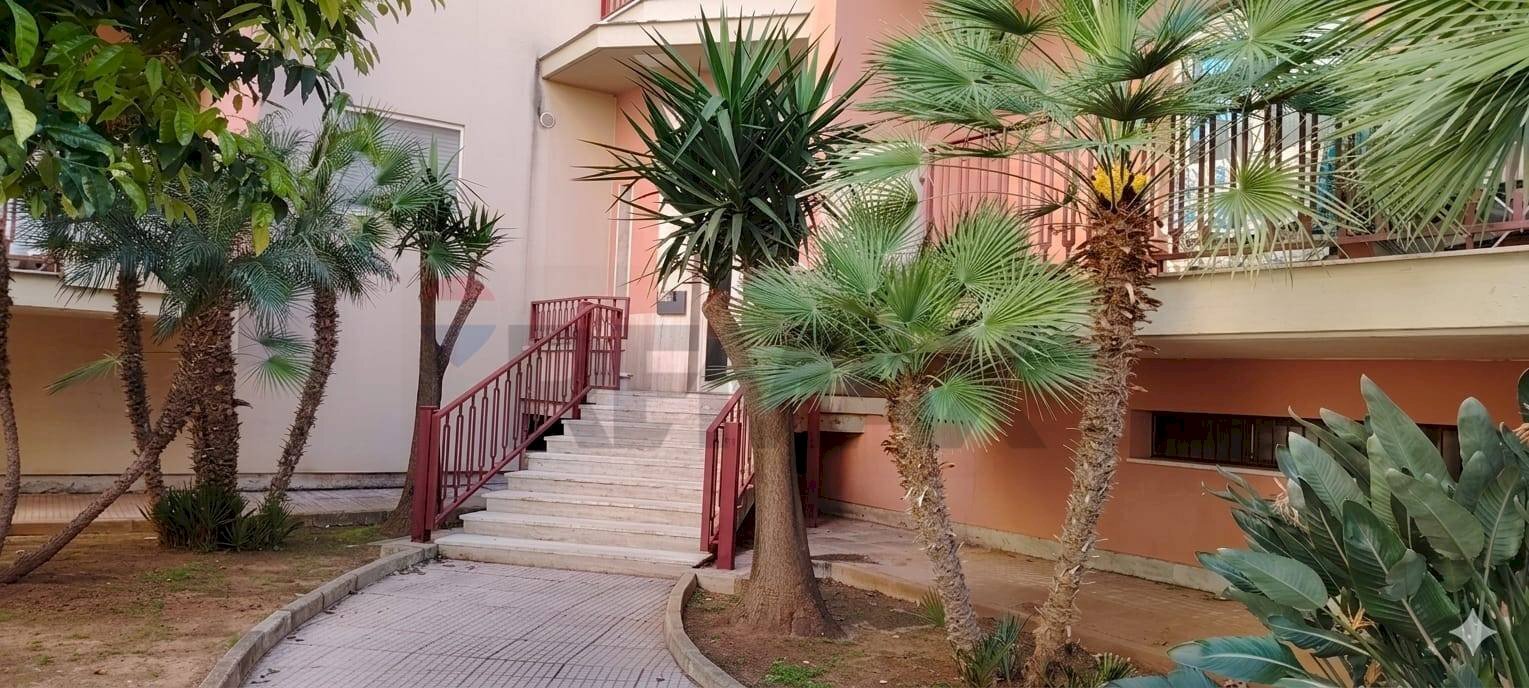 Edificio all\'aperto - Appartamento via antonello gagini
 
12, Trabia - foto 1