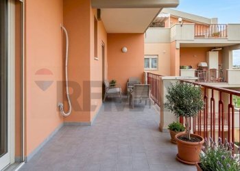 Balcone - Appartamento via antonello gagini
 
12, Trabia - foto 15