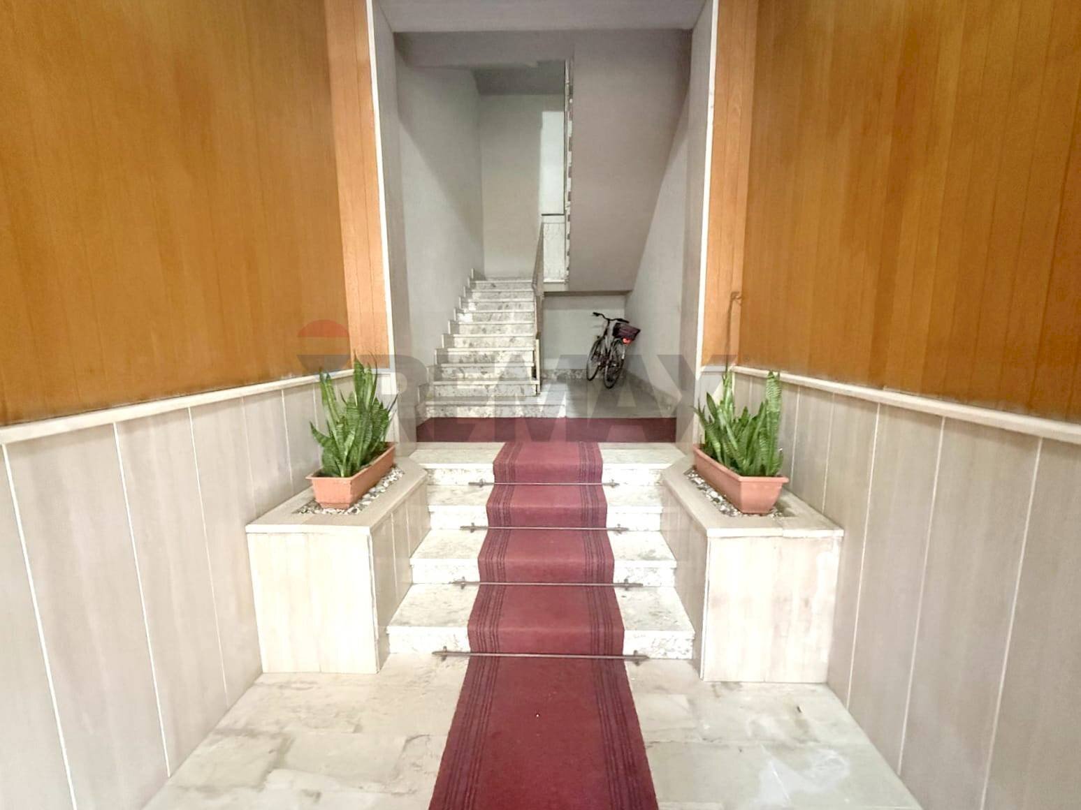 Ingresso edificio - Quadrilocale Via Cariddi
26, Erice - foto 3