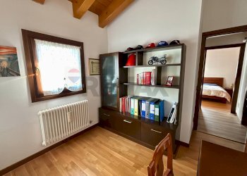 Soggiorno - Three-room apartment via S. Francesco
22D, Spresiano - photo 44