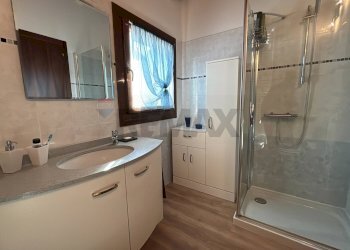 Bagno - Three-room apartment via S. Francesco
22D, Spresiano - photo 49