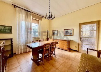 Sala da pranzo - Casa indipendente Via Alessandro Manzoni
 
26, Corte de' Frati - foto 4