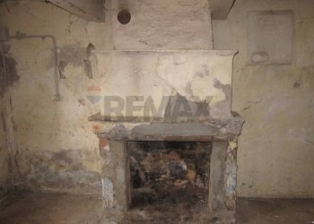 Dettagli - Casa semi indipendente via roma
 
185, Sissa Trecasali - foto 8