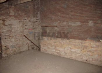 Stanza vuota - Casa semi indipendente via roma
 
185, Sissa Trecasali - foto 14