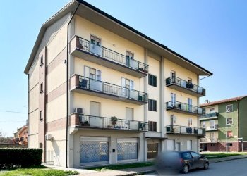 Three-room apartment Via marconi guglielmo, Molinella - photo 1