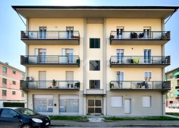 Three-room apartment Via marconi guglielmo, Molinella - photo 2