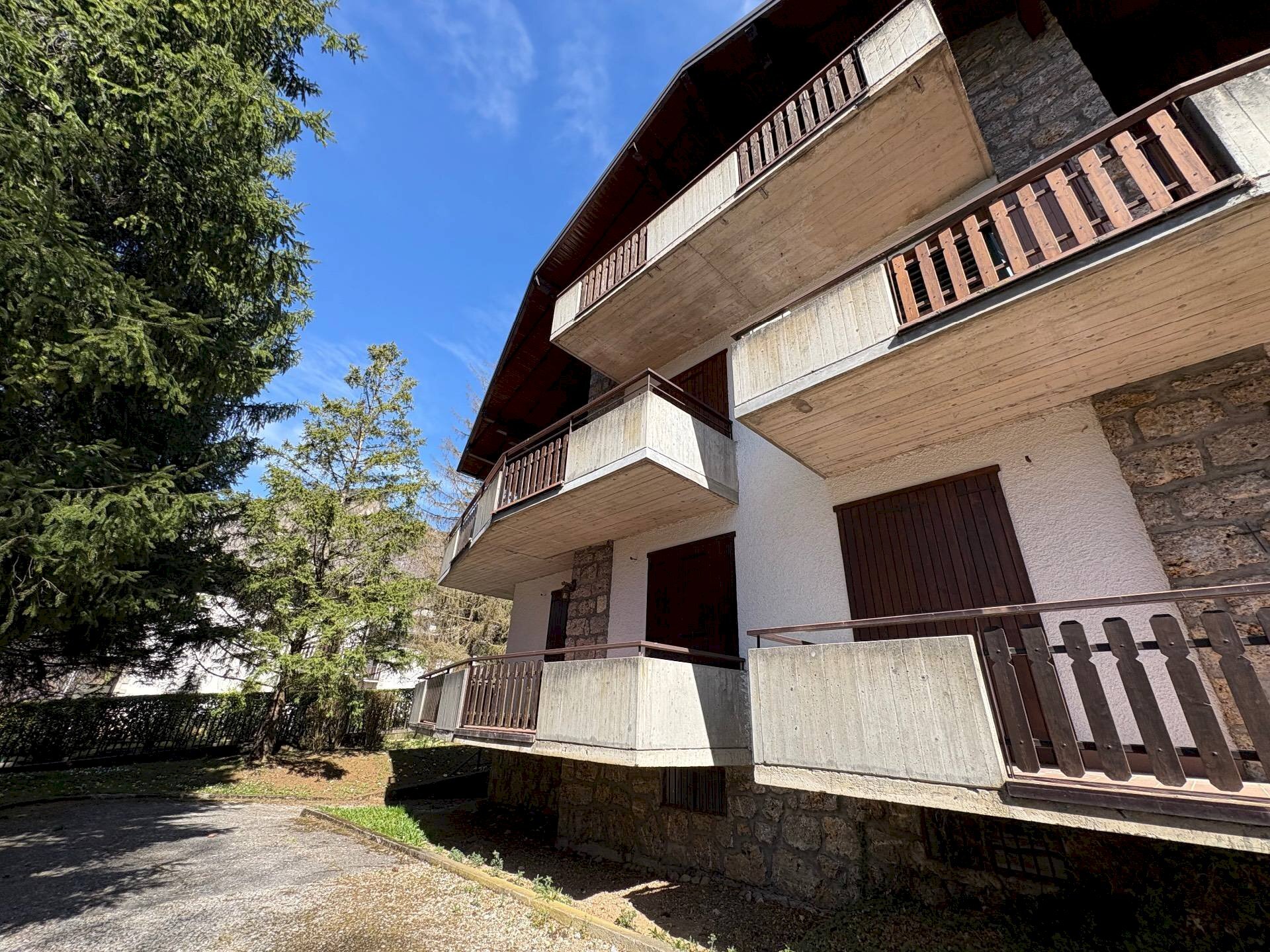 Foto 3 - Trilocale Via Costa Salaer
 
71, Castione della Presolana - foto 3