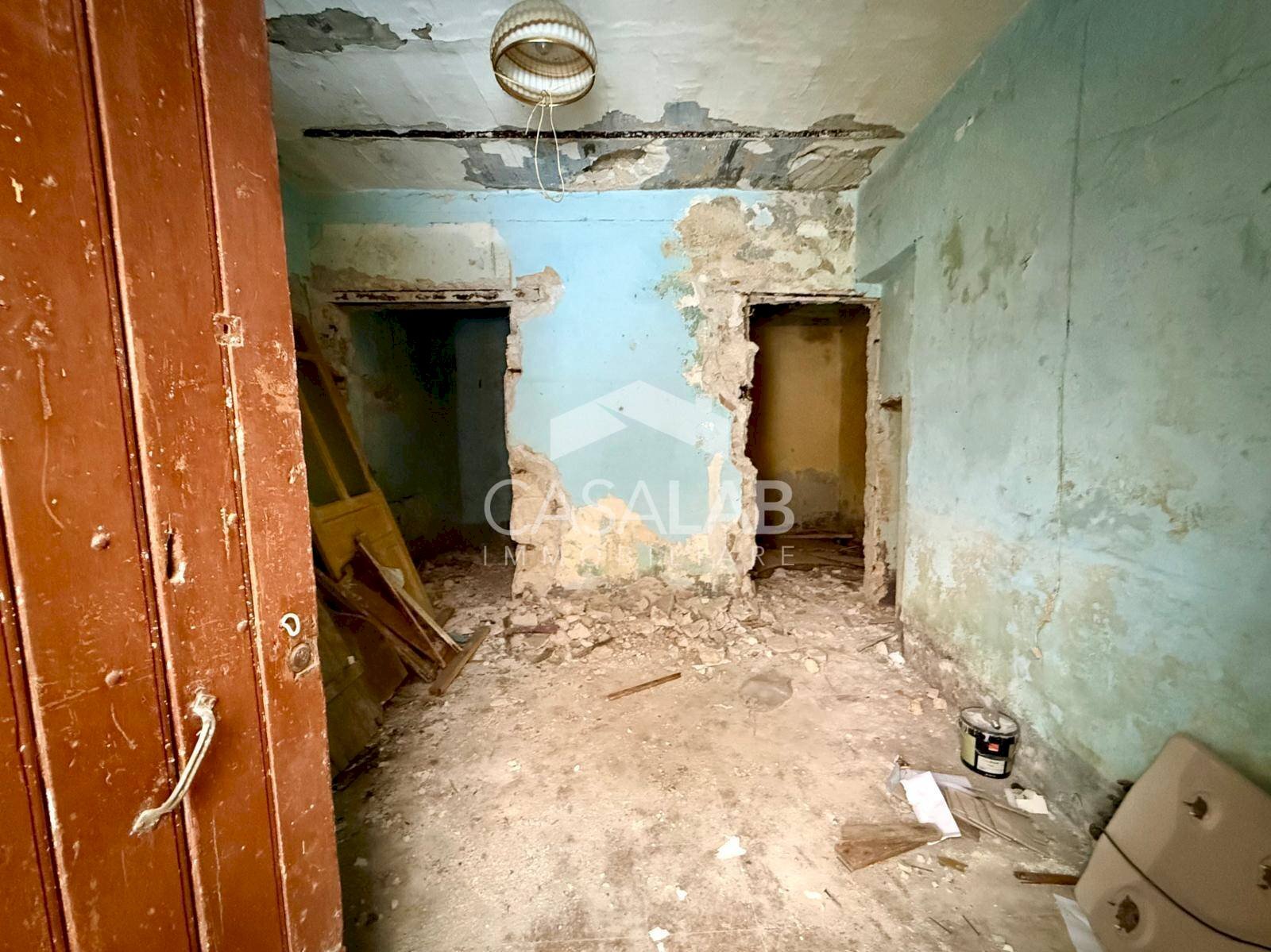 Foto 3 - Appartamento Via Badalamenti
 
87, Carini - foto 2