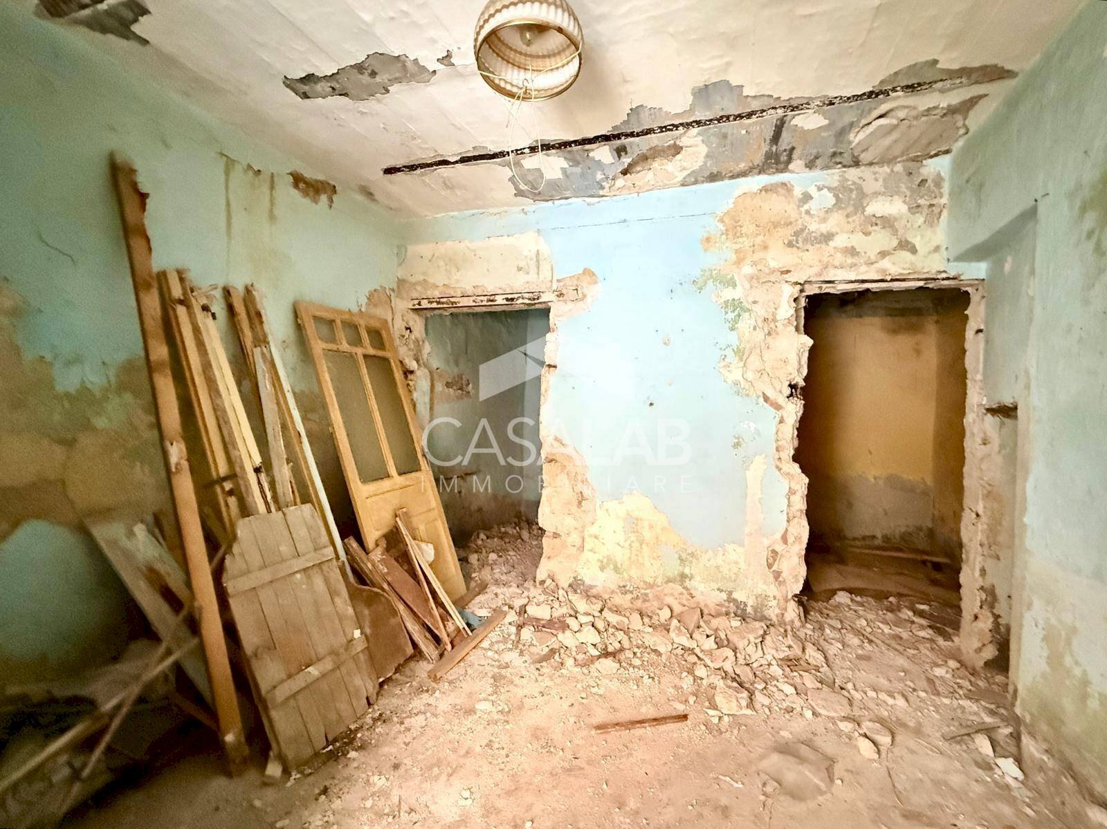 Foto 4 - Appartamento Via Badalamenti
 
87, Carini - foto 3