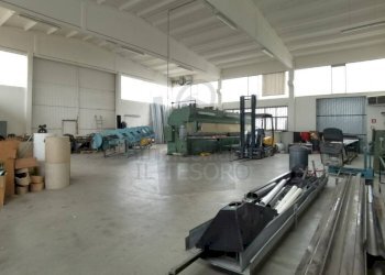 Interno non residenziale - Capannone via dell'Artigianato, Verucchio - foto 4