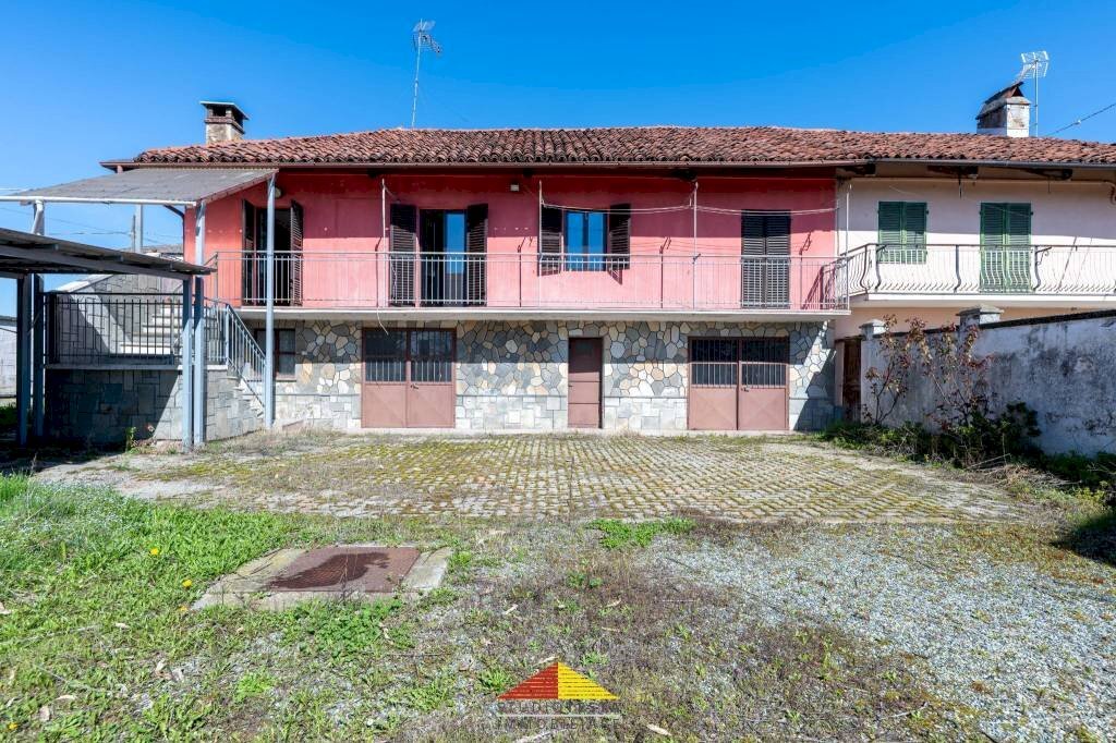 Facciata - Rustico strada Manta, 4, Lagnasco - foto 1