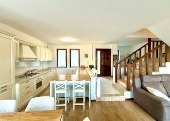 Foto 12 - Villa Via Degli Olivi
 
snc, Pozzolengo - photo 12