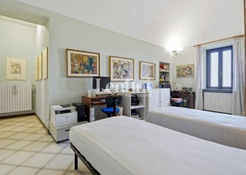 Camera da letto - Villa via Rocca, 31, Camino - foto 35