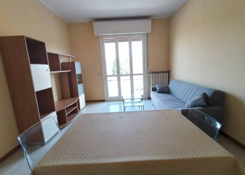 Salone - Trilocale via Ferdinando Bernini, 4/1, Parma - foto 3