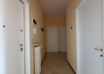 Corridoio - Trilocale via Ferdinando Bernini, 4/1, Parma - foto 7