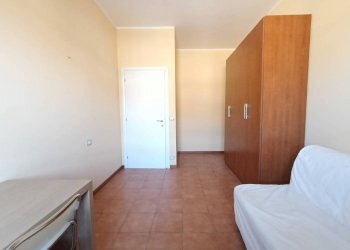 Camera da letto - Trilocale via Ferdinando Bernini, 4/1, Parma - foto 14