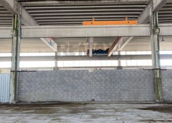 Terrazza - Capannone via Torrione
SNC, Puglianello - foto 12