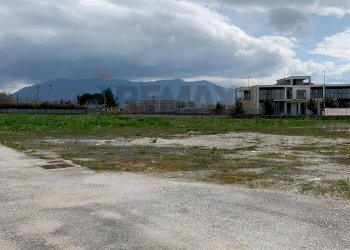 Vista delle montagne - Capannone via Torrione
SNC, Puglianello - foto 32